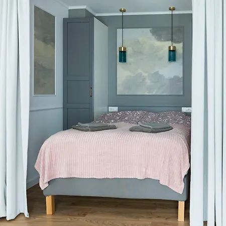 Heaven In The Old Town With Private Parking Apartment