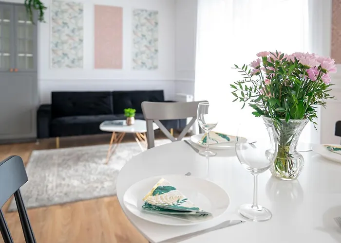 Heaven In The Old Town With Private Parking *