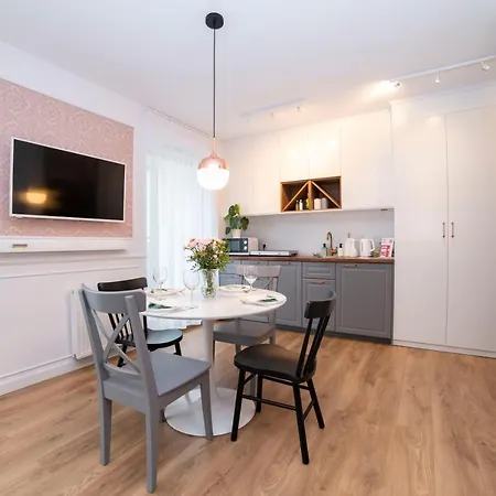 Heaven In The Old Town With Private Parking