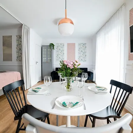 Апартаменты Heaven In The Old Town With Private Parking *