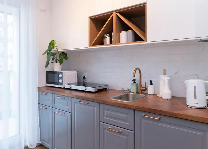 Heaven In The Old Town With Private Parking *